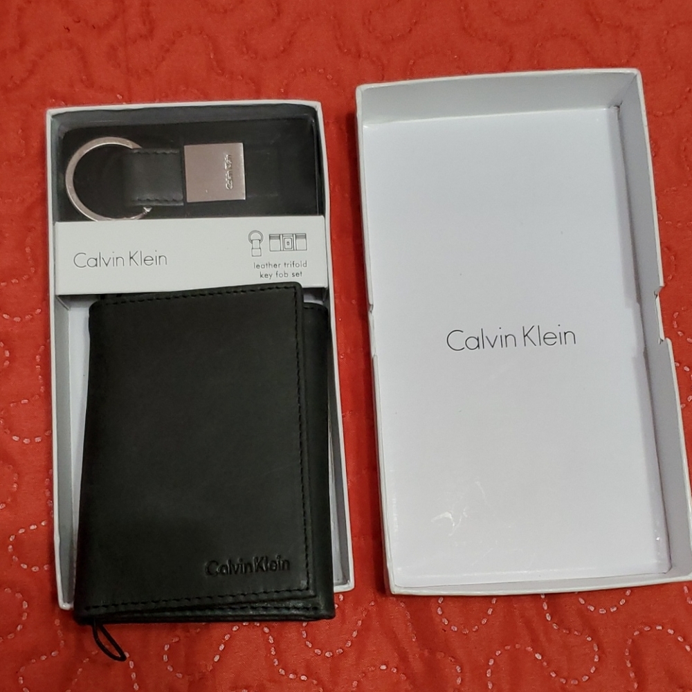 Mens blk Calvin Klein wallet